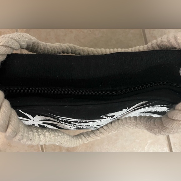 Beach Bag/Tote Bag Black w/Palm Trees, NWOT - Picture 6 of 6